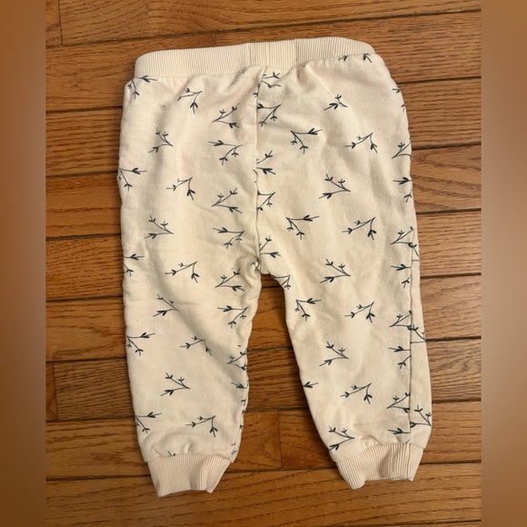 7 For All Mankind infant 18 month two-piece sweat set - Picture 3 of 8